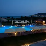 阿克泰昂度假酒店 3* 伊西翁