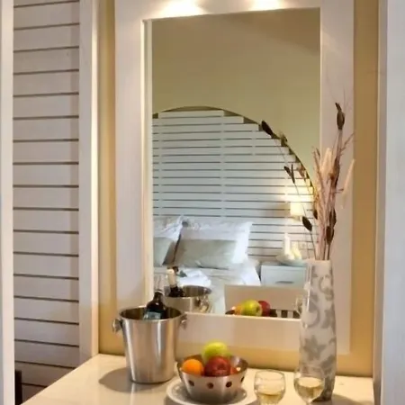 Aktaion Hotel 4*